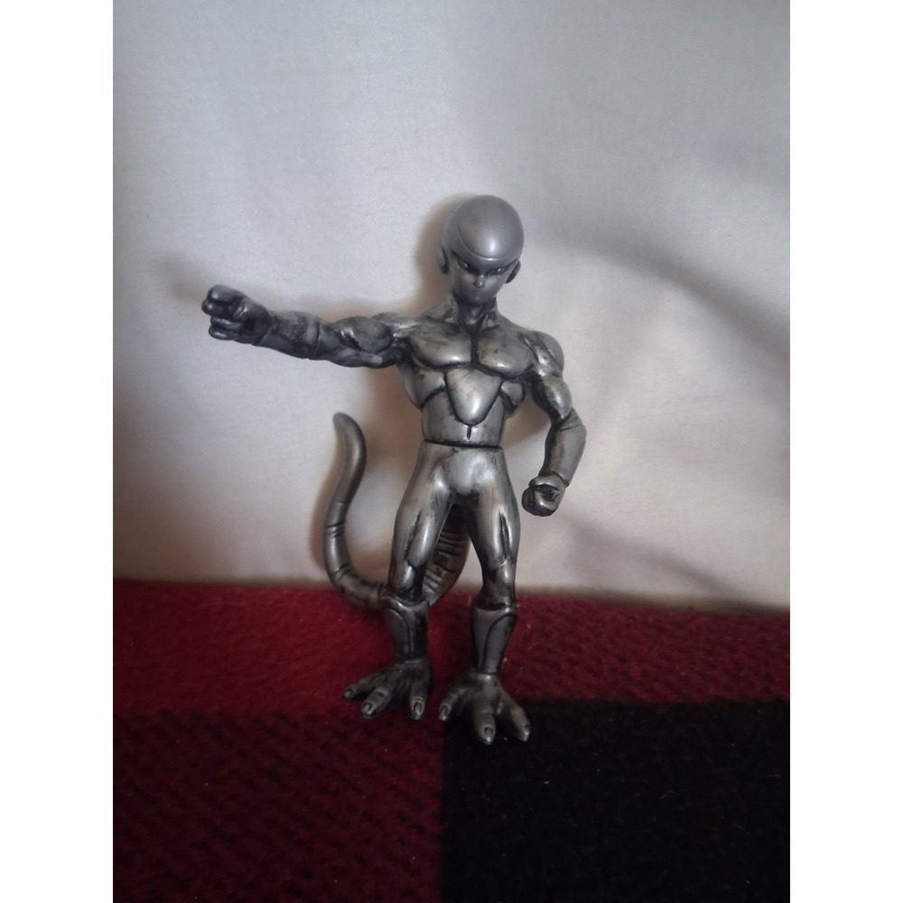 FRIEZA Dragon Ball Z Burger King Kids Meal 4 inch Action Figure 2000 Toy